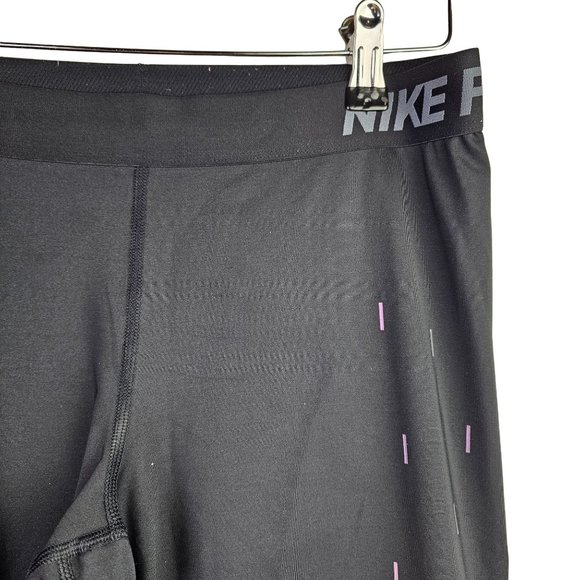 Nike Pro Capri Dri-fit One Legend Legging Black, AJ4264-010, Sz L - Picture 4 of 7
